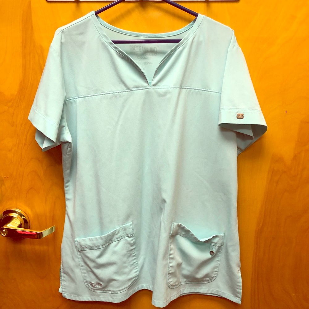 Grey’s Anatomy Modern Fit Scrub Top